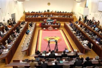 Assembleia da República aprova lei que regula pandemia e calamidade pública